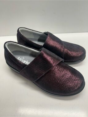 Alegria Lauryn Shimmery Wine Slip-On Leather Comfort Shoe Size 38W